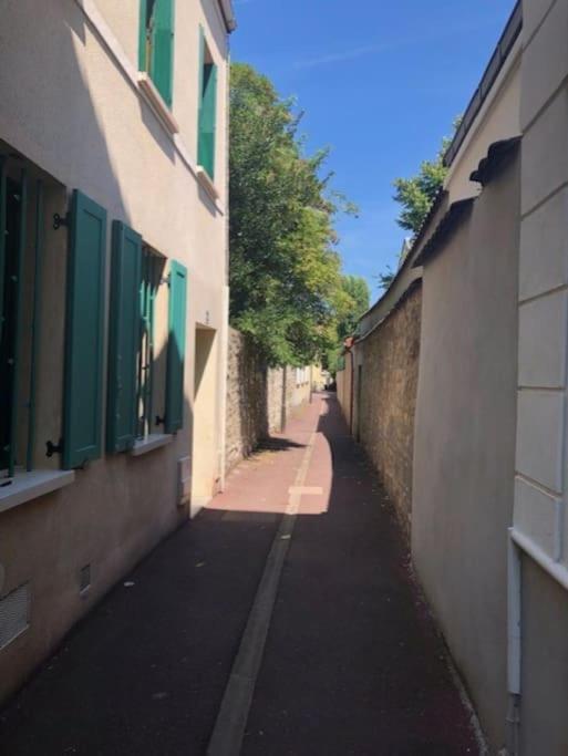 Nice Flat St Germain En Laye Centre 30 Minutes To Paris Saint-Germain-en-Laye Exterior foto