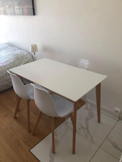 Nice Flat St Germain En Laye Centre 30 Minutes To Paris Saint-Germain-en-Laye Exterior foto